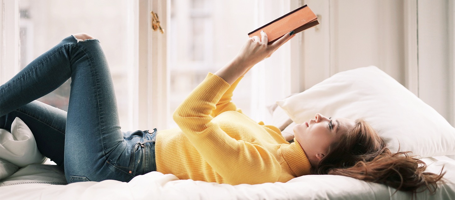 benefícios de ler antes de dormir